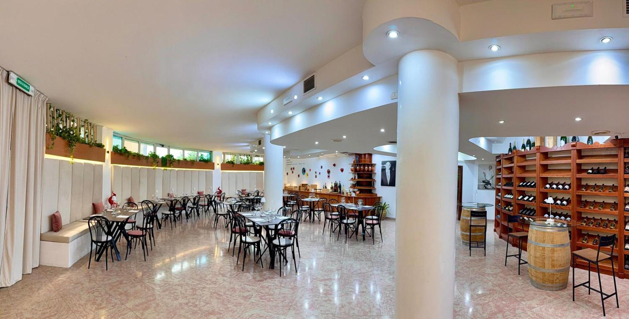 Hotel Sica Montecorvino Rovella Buitenkant foto